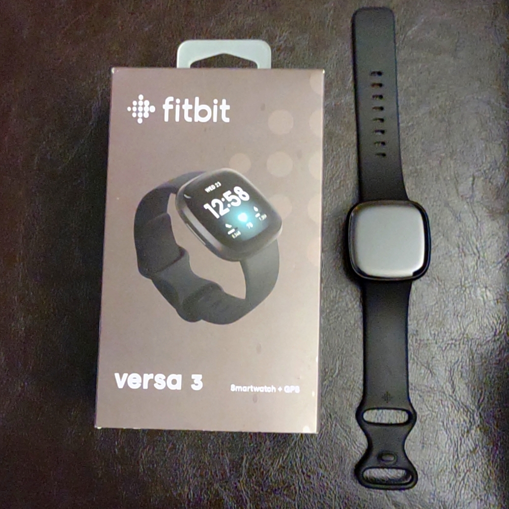 Fitbit versa 3 black